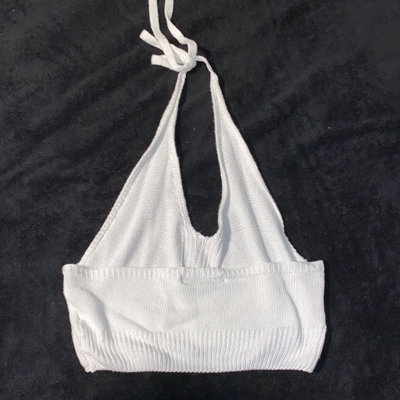 halter top - Picture 2 of 3